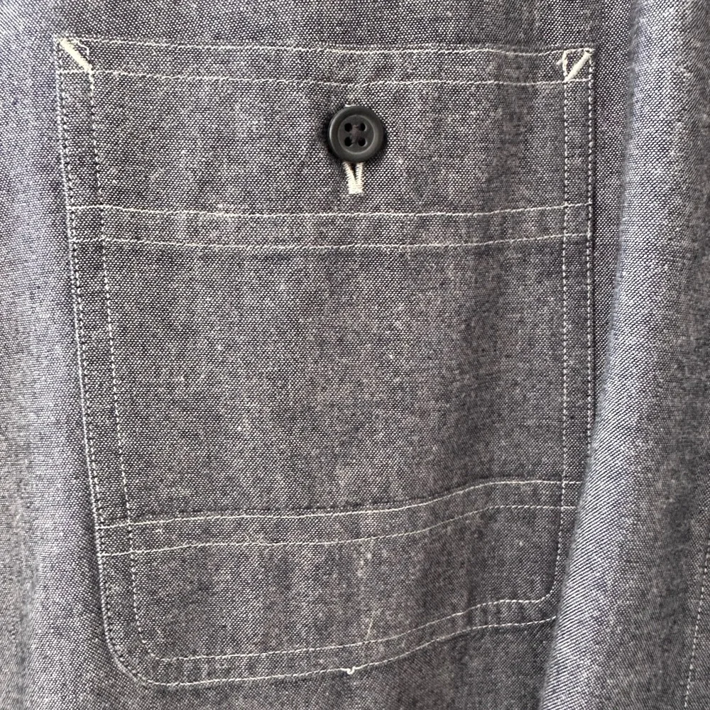 Classic Denim Blue Chambray Men's Button-Down Shirt - Picture 2 of 5